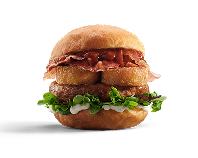 Bomba hamburger di manzo con rosti di patate, pancetta, salsa barbecue, maionese, misticanza - Beef hamburger Bomba with potato rösti, bacon, barbecue sauce, mayonnaise and mixed greens